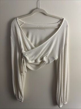 Urban Outfitters Cream Cropped Top